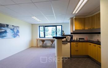 Kantoorunits met gezamenlijke zitplek