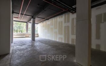 Different sizes office spaces for rent in Almelo