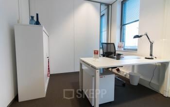 Kantoor ruimte voor 1 persoon