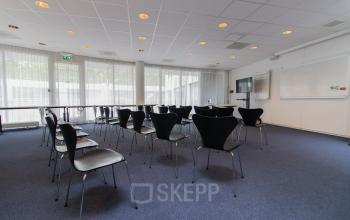 Office spaces with different sizes for rent