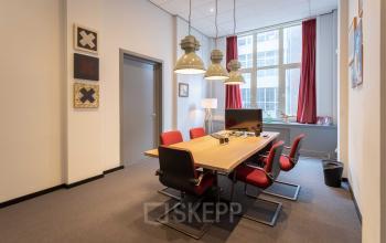 Nette ruime ruimte Amsterdam kantoorruimte