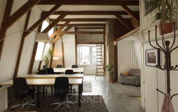 office building 8 working places amsterdam