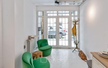 entrance office building amsterdam