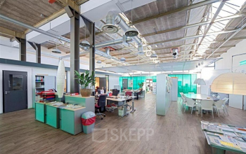 stimulerende open ruimte in kantoorpand Amsterdam