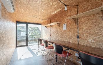 Containterpark creatieve werkplekken kantoorruimtes Amsterdam science park