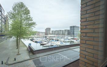 krijn taconiskade amsterdam ijburg zeeburg kantoorruimte kantoorkamers kantoorvleugel netjes bij de jachthaven