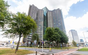 Kantoorgebouw op Radarweg 29 in Amsterdam Sloterdijk, een moderne en zakelijke locatie voor kantoorruimte huren.