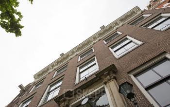voorzijde kantoorgebouw keizersgracht amsterdam huur kantoorruimte SKEPP