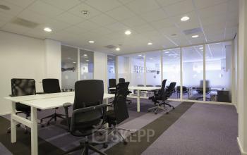 werkplek Amsterdam Singel vergaderruimte meubilair inrichting