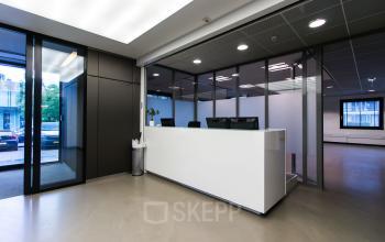 Office building with manned reception