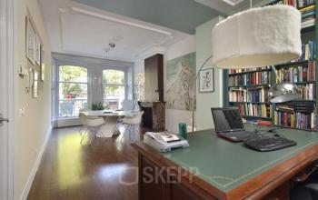 flexplek te huur Amsterdam Westermarkt bel-etage met prachtig uitzicht