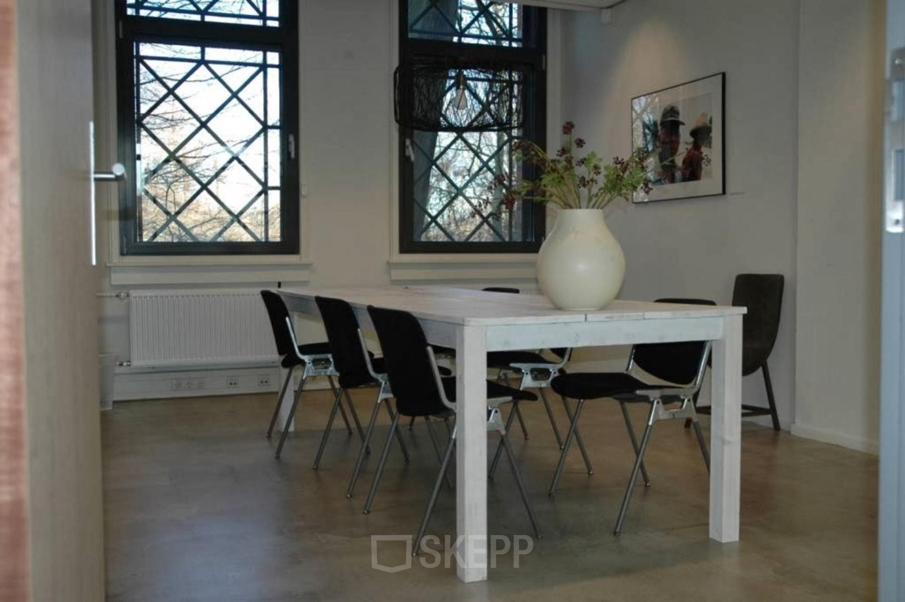 flexwerkplek te huur in schitterend kantoorpand Amsterdam