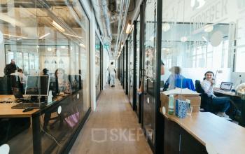 binnenzijde kantoor Amsterdam Weteringschans goede locatie