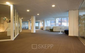 flexplek huren in amsterdam zuidoost met telefoon beantwoording