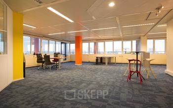 kantoorunit huren aan karspeldreef in amsterdam met airconditioning