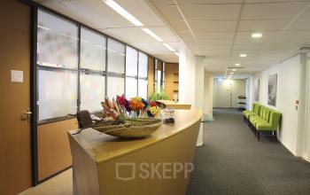 kantoorpand amsterdam kabelweg sloterdijk loungestoelen huur SKEPP