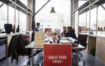 working places for rent in amsterdam shared office room