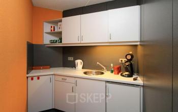 keuken pantry koffie kantoorgebouw apeldoorn huur kantoorruimte kantoorkamer SKEPP