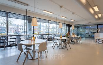 Kantine lunchroom pauze ruimte Arnhem dichtbij Centraal station parkeren mogelijk