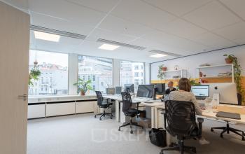 Kantoorruimte werkplek flexplek Arnhem veel ruimte