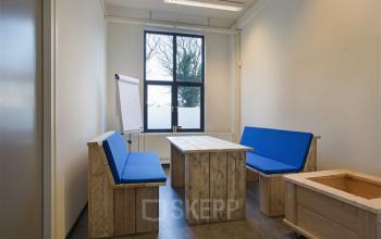 informeel vergaderen kantoorruimte assen