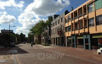 kantoorpand te huur