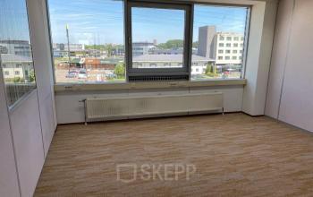 Kantoorruimte huren Kamerlingh onnesweg 10, Barendrecht (1)