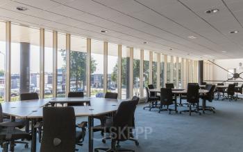 working places for rent round table big windows