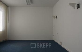 nog in te richten kantoorruimte te huur rijksweg berg en terblijt huur kantoorruimte