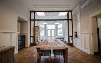 Also furnished office spaces for rent