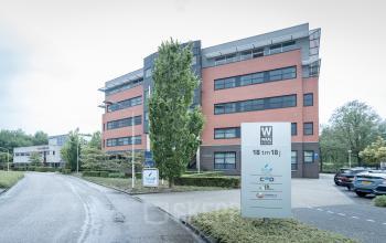 kantoorruimte kantoorkamer kantoorpand best de waal gratis parkeren eindhoven tilburg den bosch waalwijk ingericht zelf in te richten