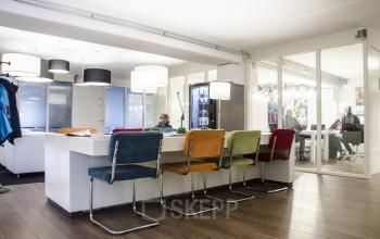 colorful big table lights meeting room lunchroom