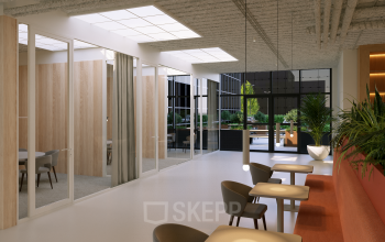 Kantoorruimte huren aan Essebaan 63-69 in Capelle aan den IJssel met moderne tafels, stoelen en glazen wanden. Ideeal voor kleine meetings en informeel overleg.