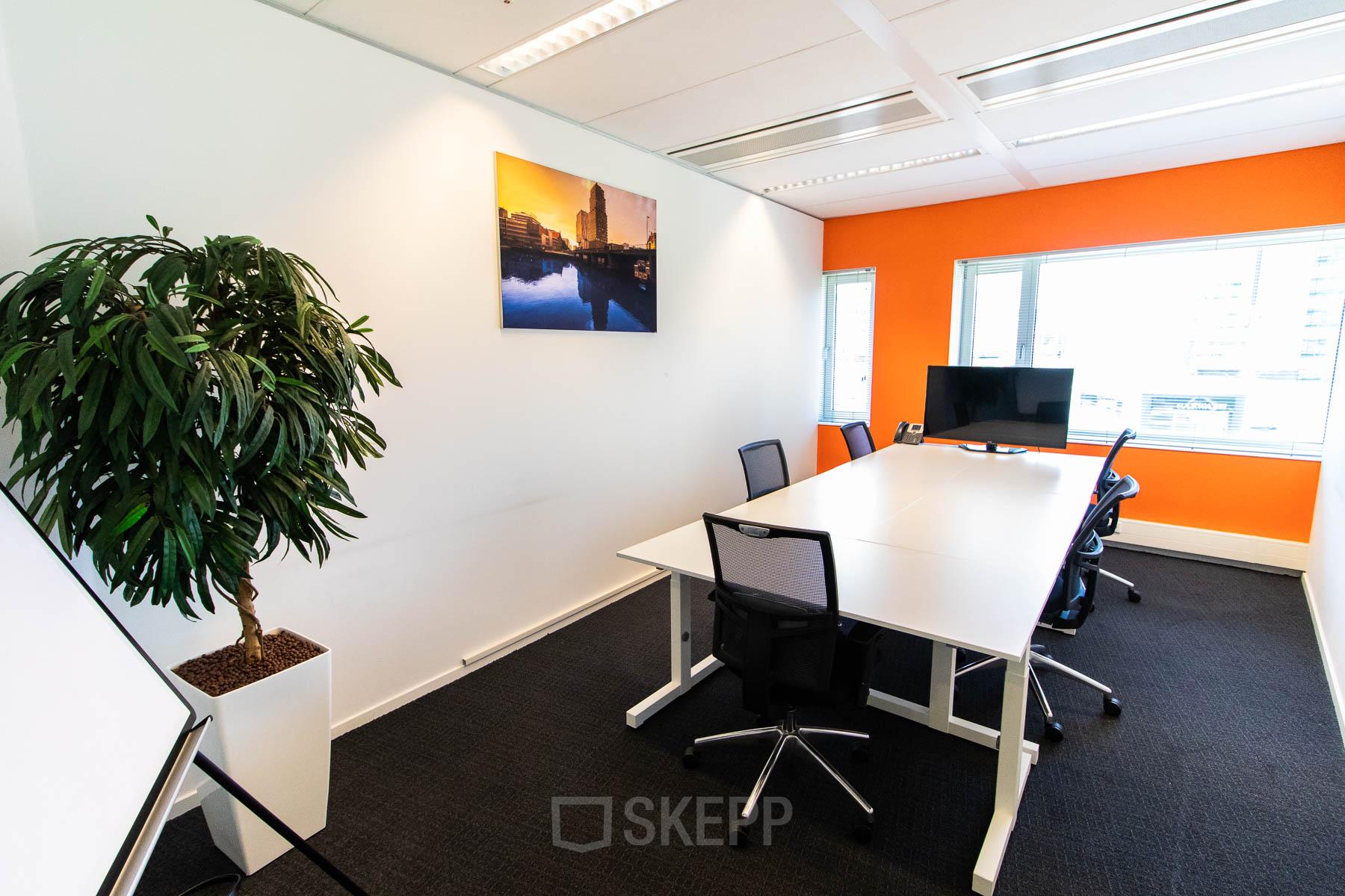 Meerdere werkplekken binnen het pand