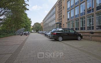 Kantoorruimte te huur met parkeerplaatsen in Den Haag