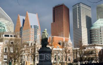 stadsbeeld den haag waar kantoorruimte te huur is