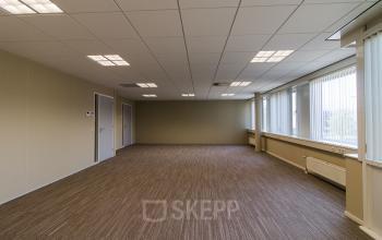 Office spaces with different sizes for rent
