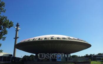 Evoluon 1024x768