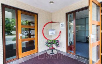 Modern and representative entrance in the office building