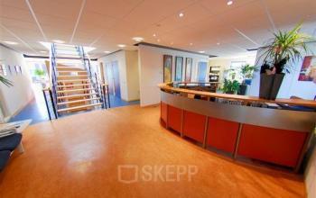 entree gemeenschappelijke ruimte receptie emmen kantoorgebouw