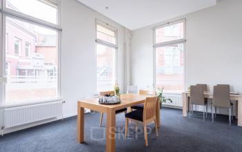 karakteristiek klassiek pand centrum Groningen goed bereikbaar kantoorruimte