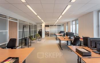 Demmersweg Hengelo kantoorruimte kantoorkamers kantoorpand kantine lunchroom keuken vergaderruimtes gratis parkeren goed bereikbaar vlak bij snelweg