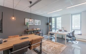 Demmersweg Hengelo kantoorruimte kantoorkamers kantoorpand kantine lunchroom keuken vergaderruimtes gratis parkeren goed bereikbaar vlak bij snelweg