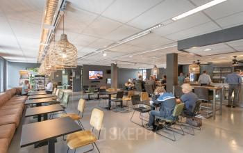 Demmersweg Hengelo kantoorruimte kantoorkamers kantoorpand kantine lunchroom keuken vergaderruimtes gratis parkeren goed bereikbaar vlak bij snelweg