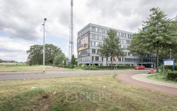 Demmersweg Hengelo kantoorruimte kantoorkamers kantoorpand kantine lunchroom keuken vergaderruimtes gratis parkeren goed bereikbaar vlak bij snelweg