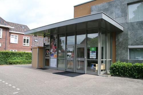 kantoorpand ingang kantoorgebouw SKEPP Hengevelde