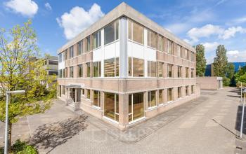 working places and office room for rent in leiden