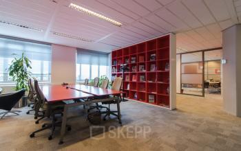 office space for rent in Leidschendam red wall