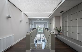 veritasweg oosterbeek arnhem utrecht mooie natuur mooi modern pand karakteristiek kantoorruimtes kantoorkamers 