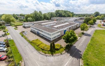 office space roosendaal flat roof on the edge